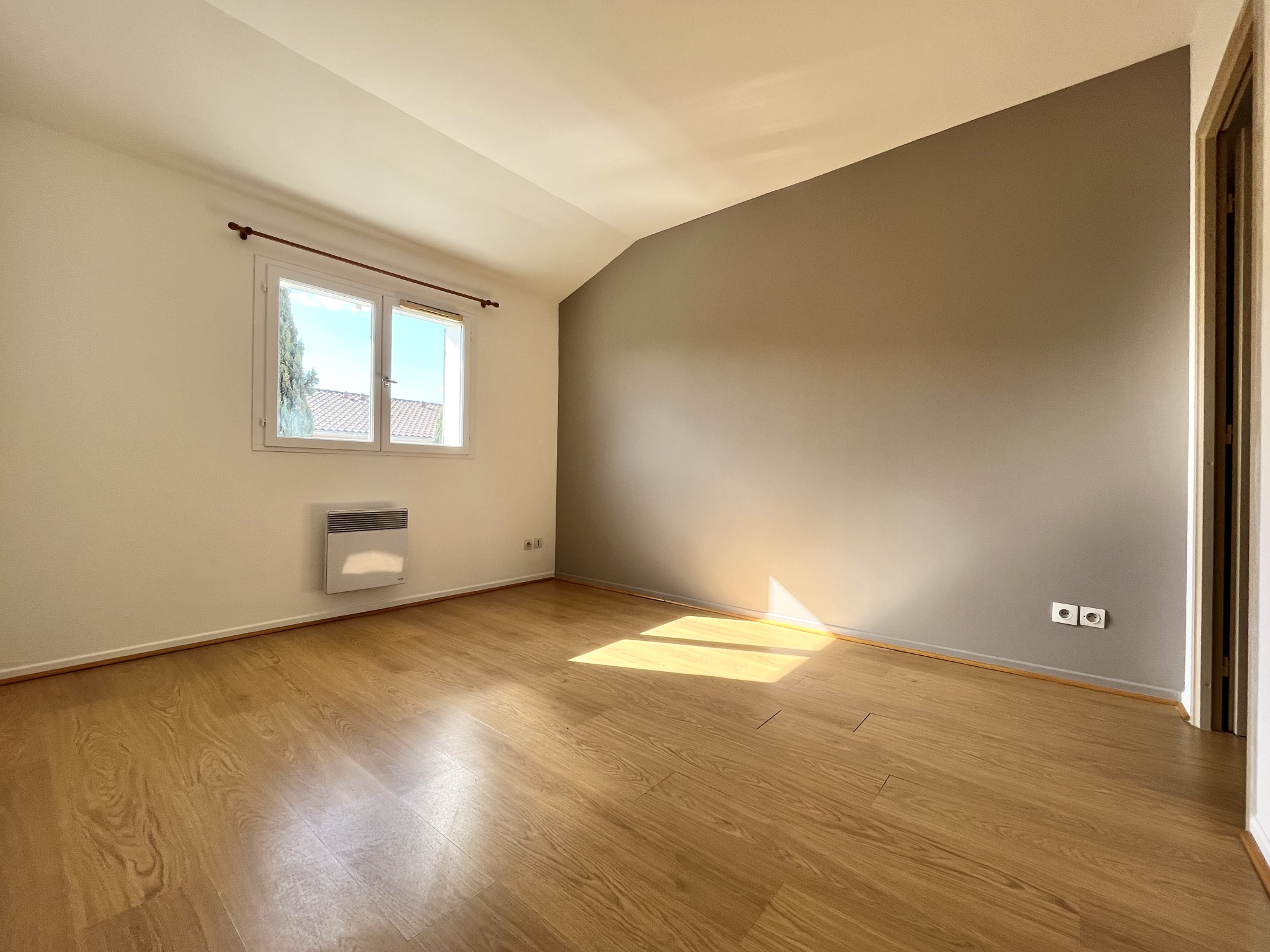 photo_afd9c7700453d028332bfe4b3ec6ef6a