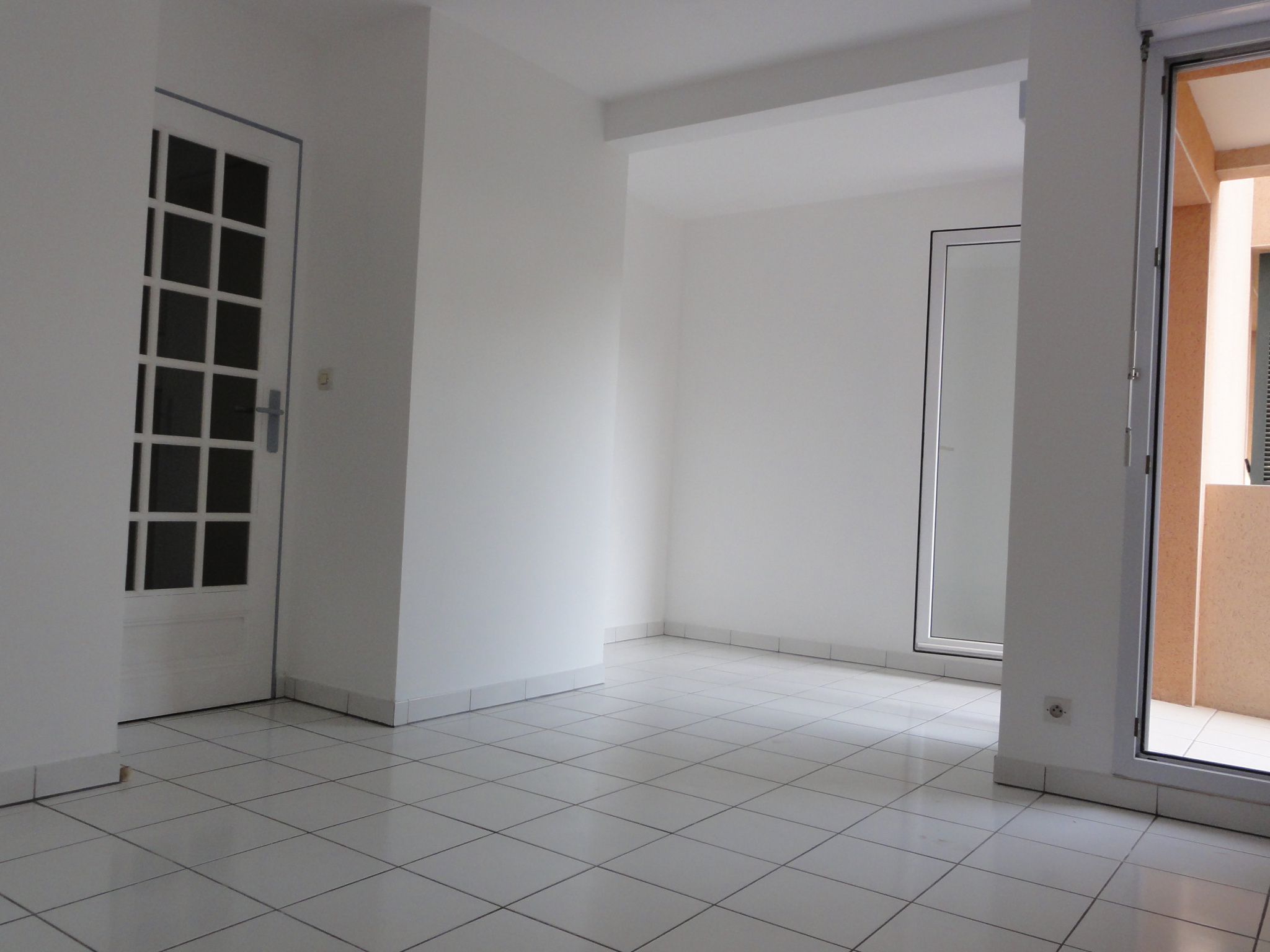 photo_49e7cdd50cb1938193cb4732edd32c3e