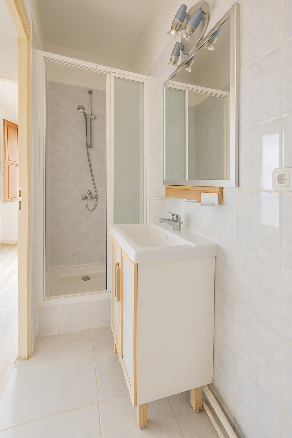 photo_4af4995592427196e08a278835605d4e